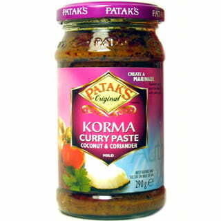 Patak Korma Curry Paste 284g